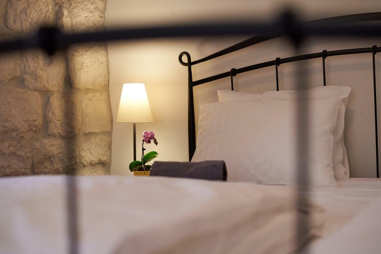 Apartment Capo Residence - Old Town - Parking Trogir Kültér fotó