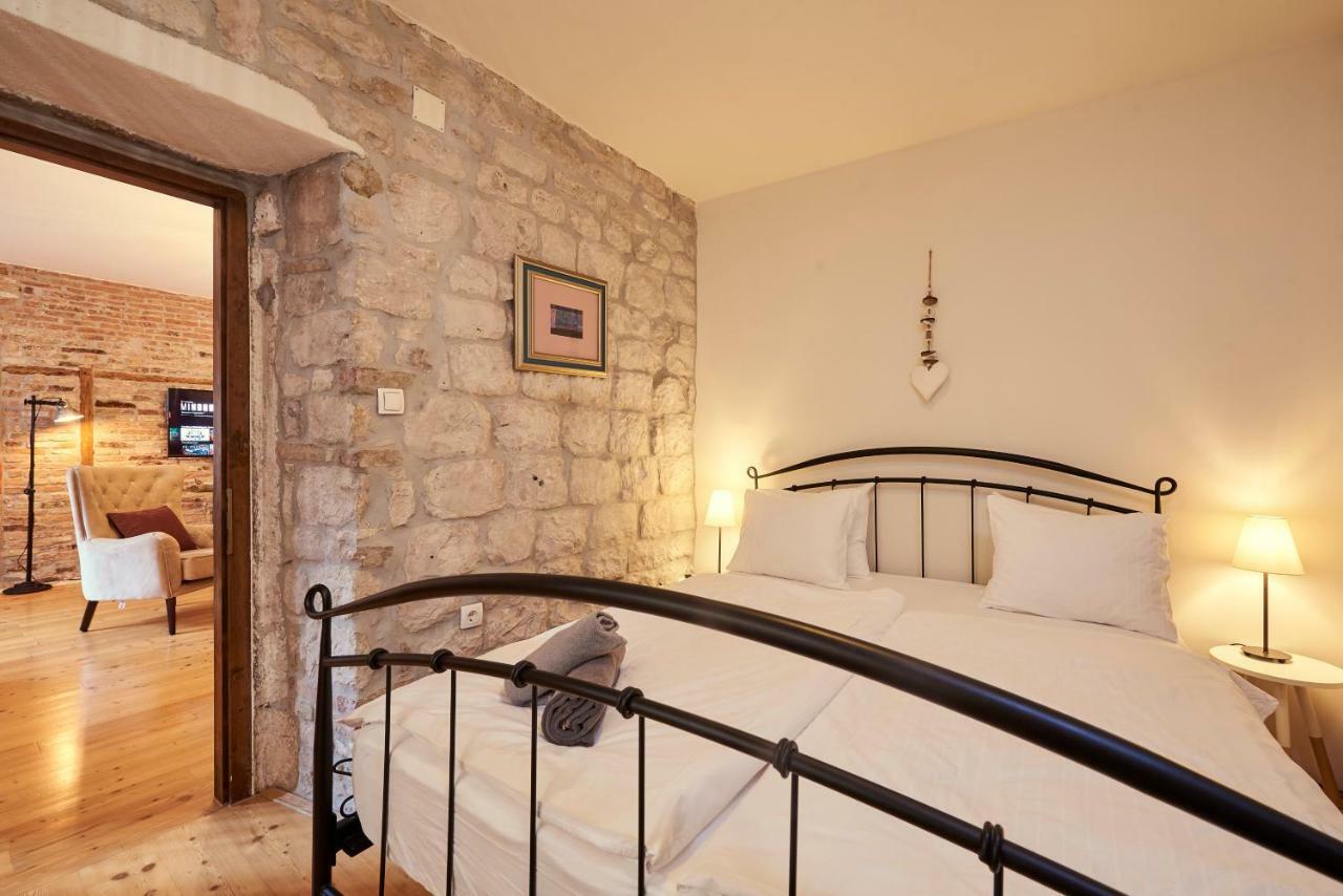 Apartment Capo Residence - Old Town - Parking Trogir Kültér fotó